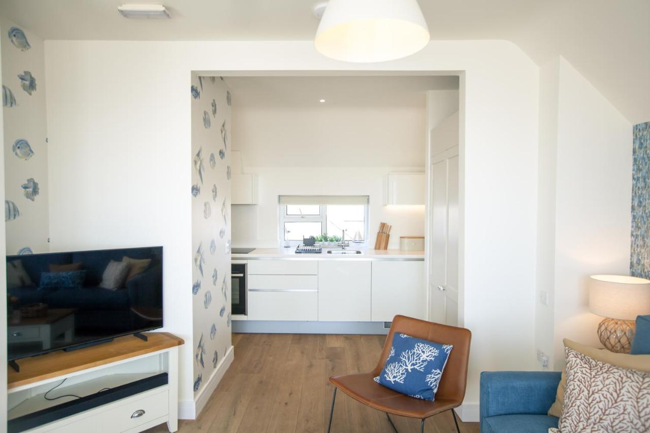 The Beach Escapes Hythe  Exterior photo